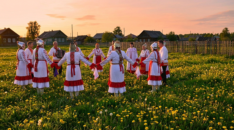  «Народные забавы»
